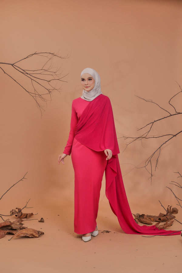 Carynna in Fuschia Pink (Basic)
