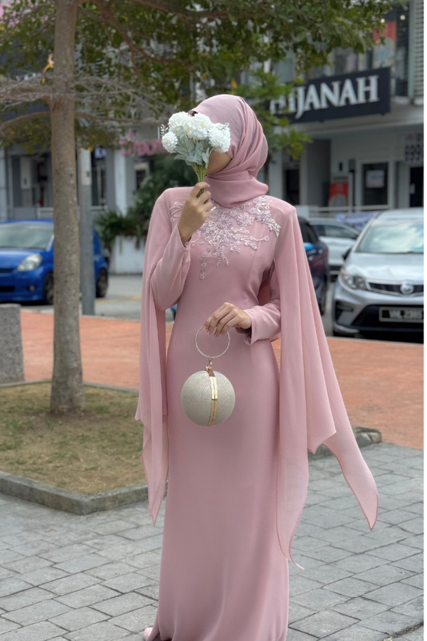 Hayley in Dusty Pink ( Pre Order )