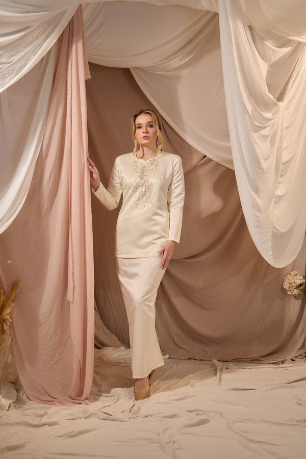 Seraphine in Soft Champagne